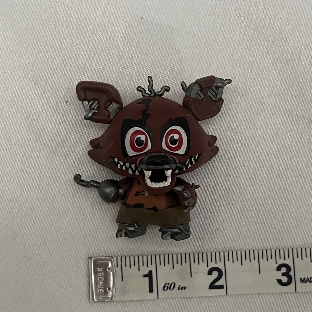 Five Nights at Freddys Foxy Action Figure FNAF Collectible Toy - Picture 6 of 6